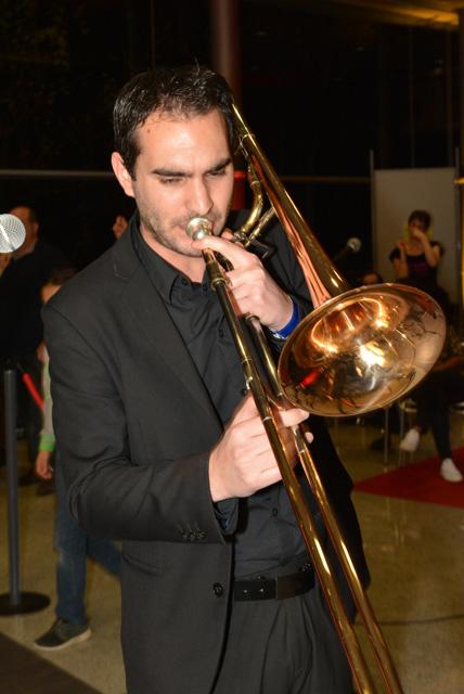 min 2015 12 05 tours swing 250
